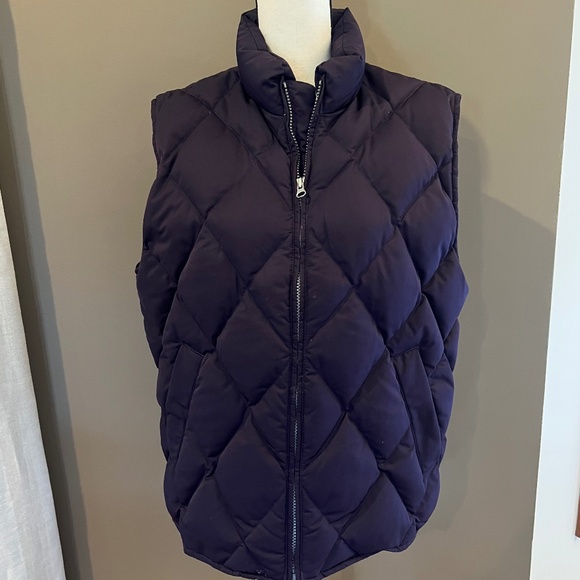 Eddie Bauer Women's Goose Down Quilted Puffer Vest, Size Medium - Picture 1 of 13